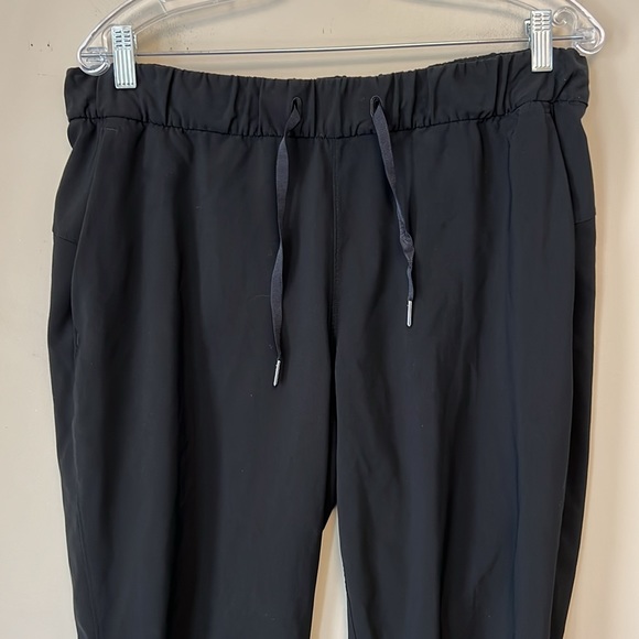 Lululemon On The Fly Pant Woven Black size 12 - Picture 9 of 11